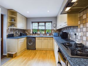 Kitchen- click for photo gallery